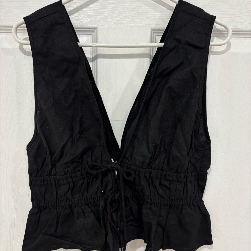 Wayf Black Sleeveless Tank Top